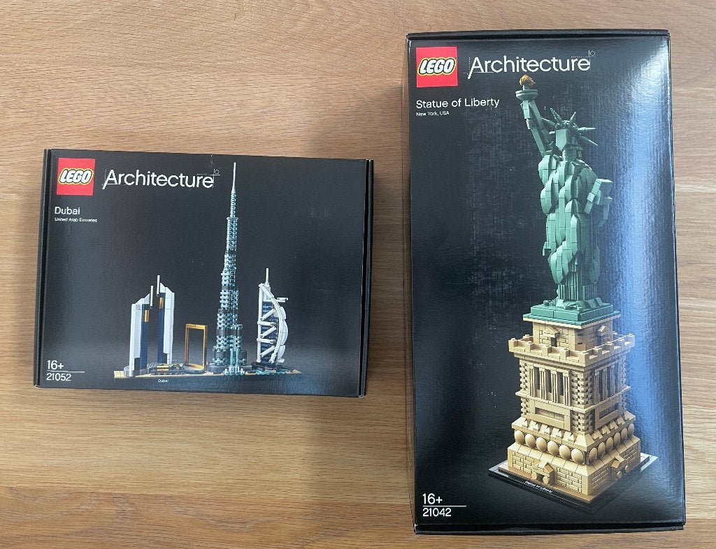 LEGO Architecture — 2 ensembles neufs et scellés, Enfants & Bébés, Jouets | Duplo & Lego, Neuf, Lego, Ensemble complet, Architecture