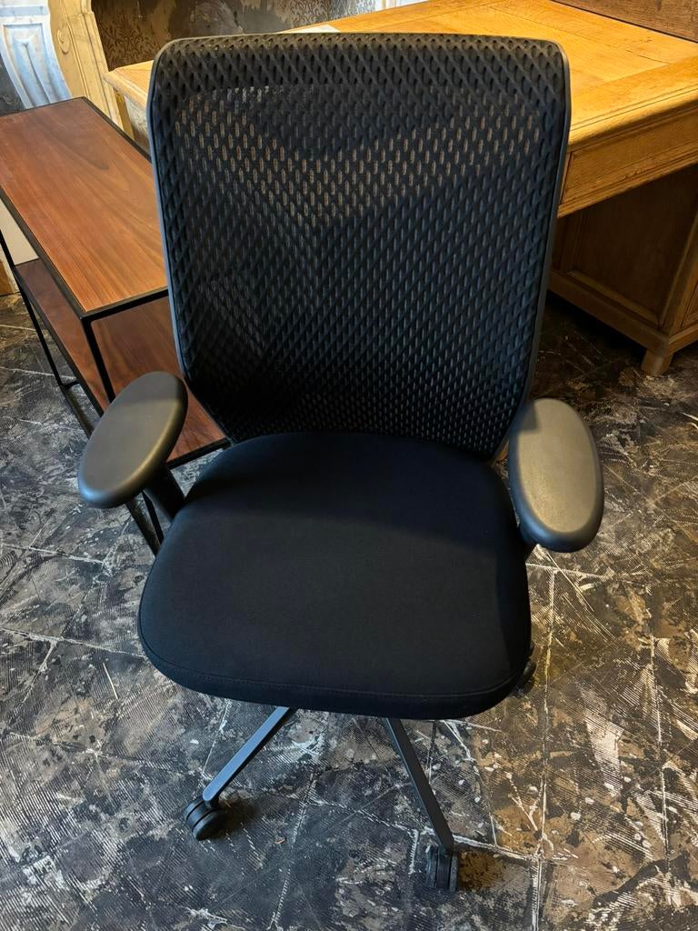 Chaise de bureau Vitra, Huis en Inrichting, Ophalen, Gebruikt, Zwart, Bureaustoel