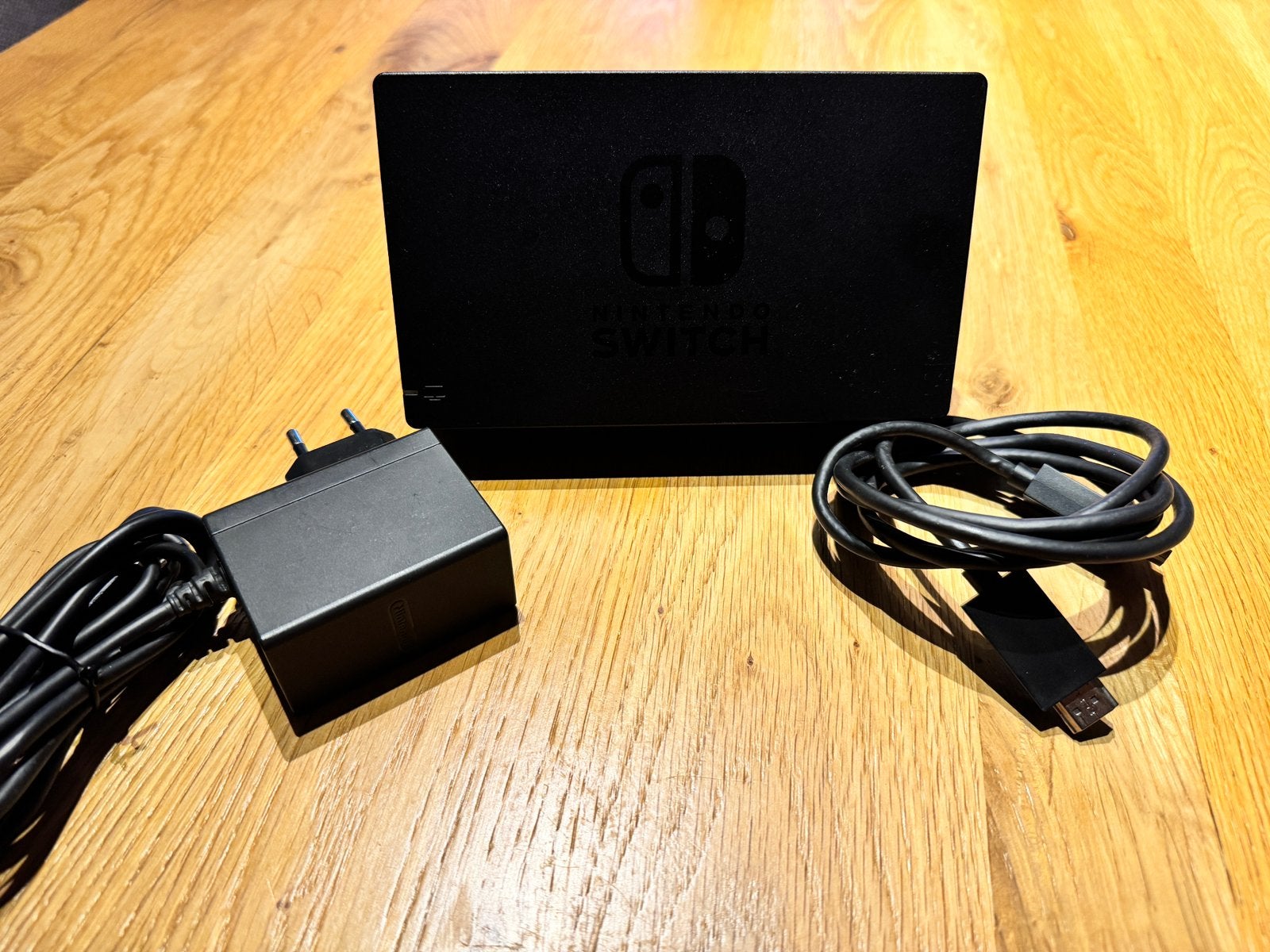 Nintendo switch 1 dock, Enlèvement, Comme neuf