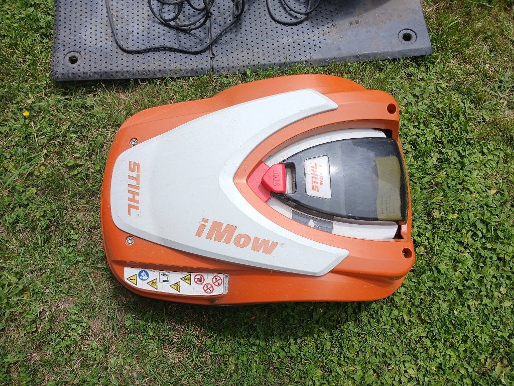 Tondeuse Robot STIHL iMOW RMI 422 : seulement 59 € !, 20 à 25 cm, Avec capteur de pluie, Enlèvement, STIHL