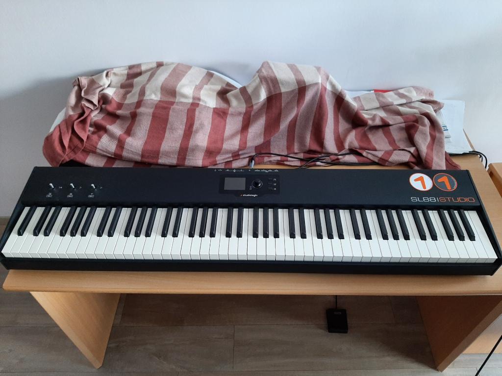 Studiologic SL-88 Studio MIDI keyboard, Ophalen, Zo goed als nieuw