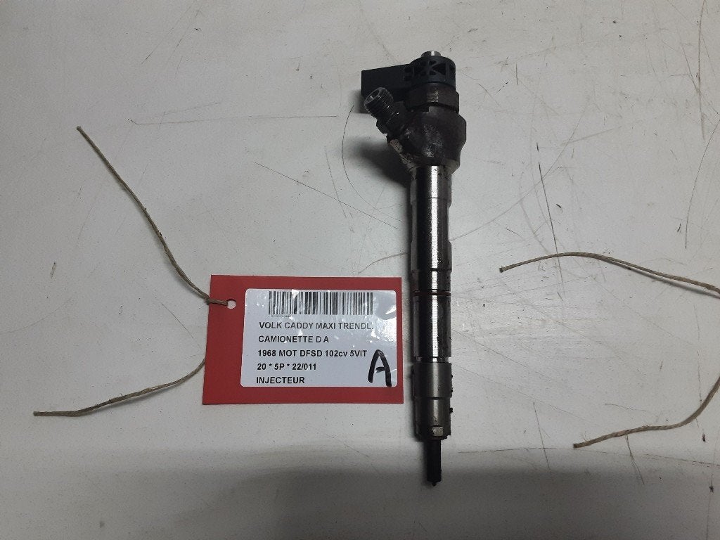 INJECTEUR Volkswagen Caddy IV (04L130277AC), Autos : Pièces & Accessoires, Volkswagen, Mevr. I. Hauben, Utilisé, Rue de l'Espoir 34 34
4030  GRIVEGNÉE, BE