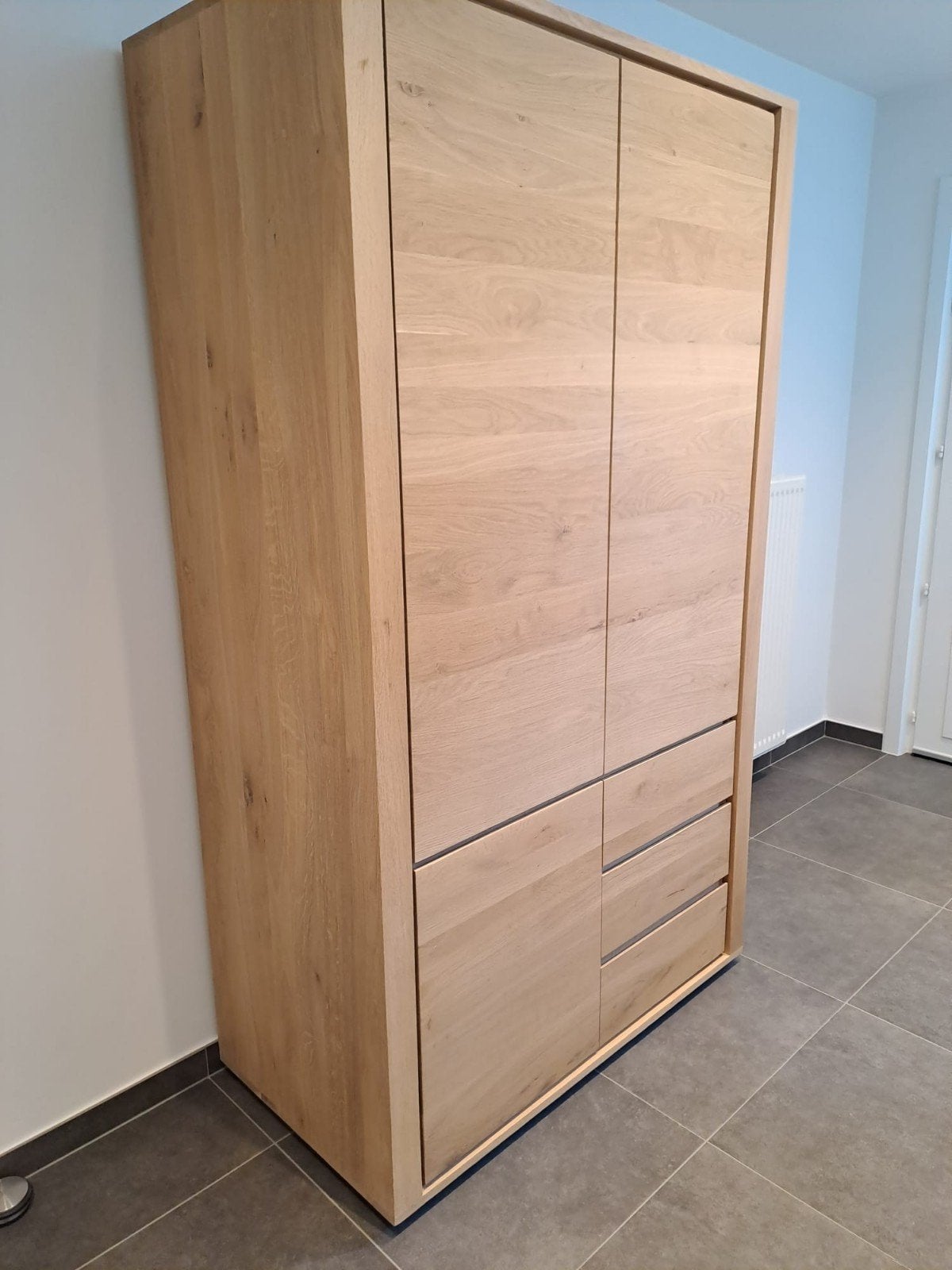 Armoire Ethnicraft Shadow, chêne massif, à l'état neuf, Comme neuf, 100 à 150 cm, Enlèvement, 200 cm ou plus