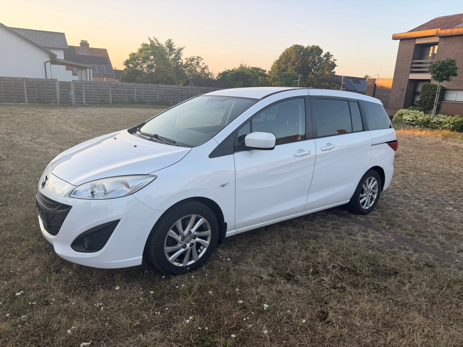 Mazda 5 – 2012 | 7-Zits | 116.000 km | Gekeurd voor Verkoop, Auto's, Mazda, Euro 5, Zwart, Wit, Bedrijf
