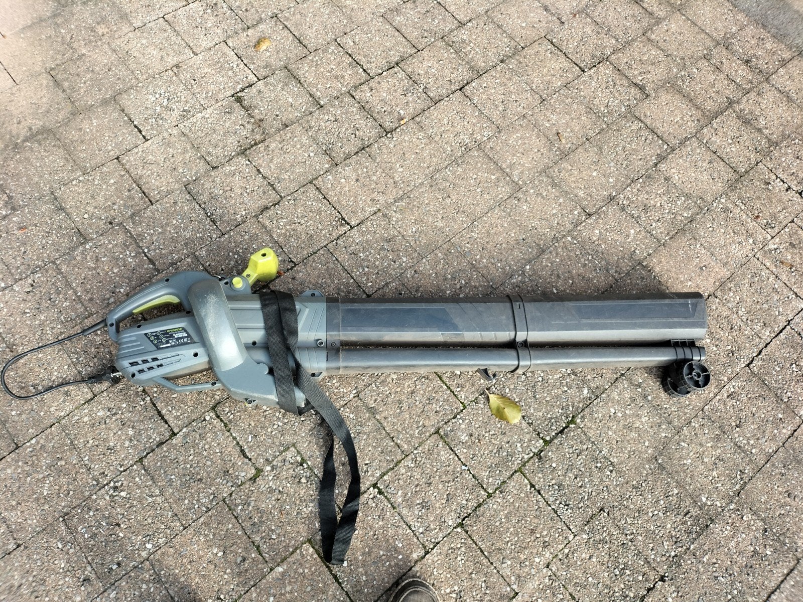 bladblazer en zuiger, Tuin en Terras, Ophalen, Gebruikt, Handgedragen, Met opvangzak