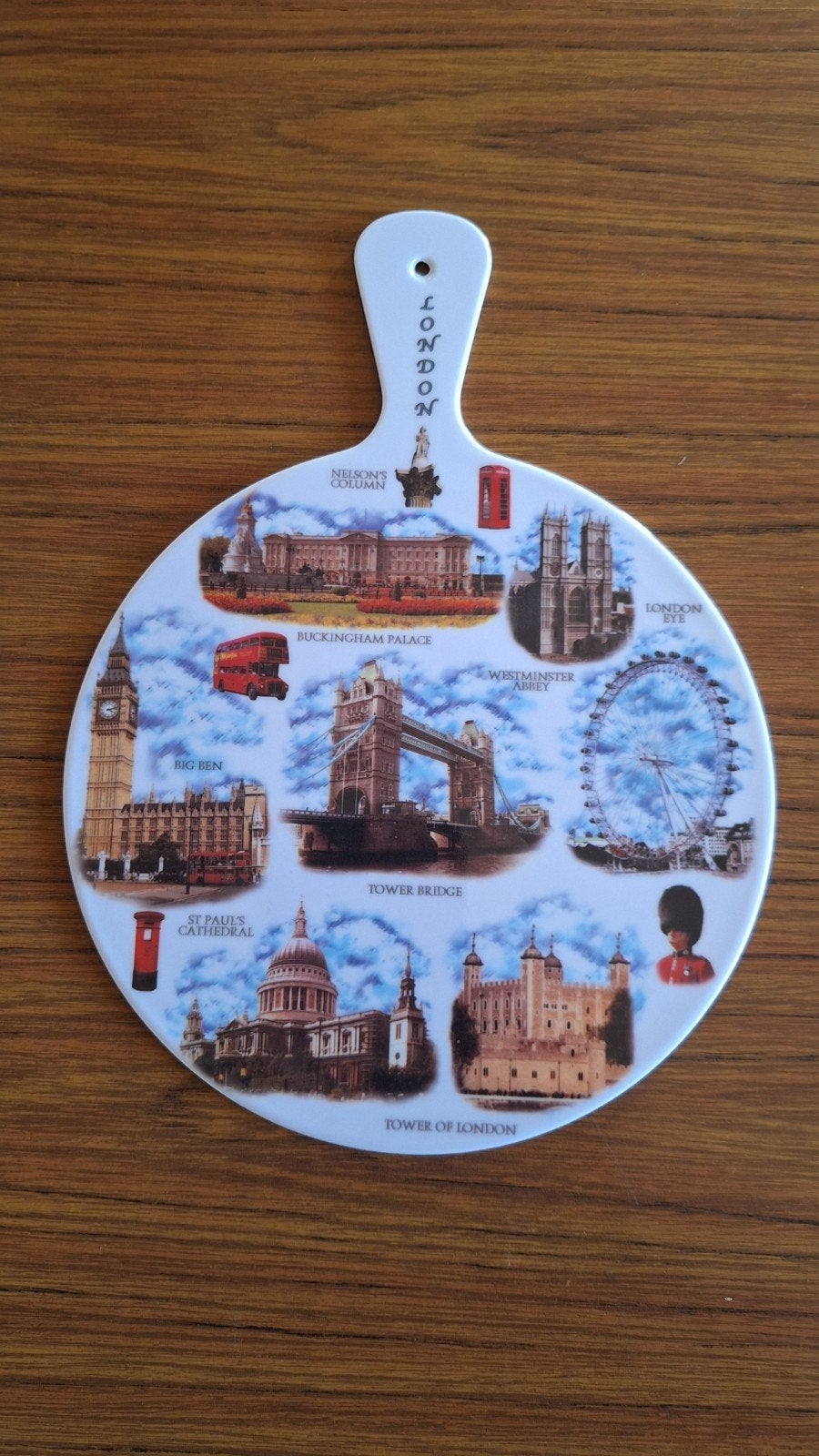 London (kaas) schotel uit kunststof. Doormeter cirkel 24 cm., Verzamelen, Ophalen of Verzenden, Zo goed als nieuw
