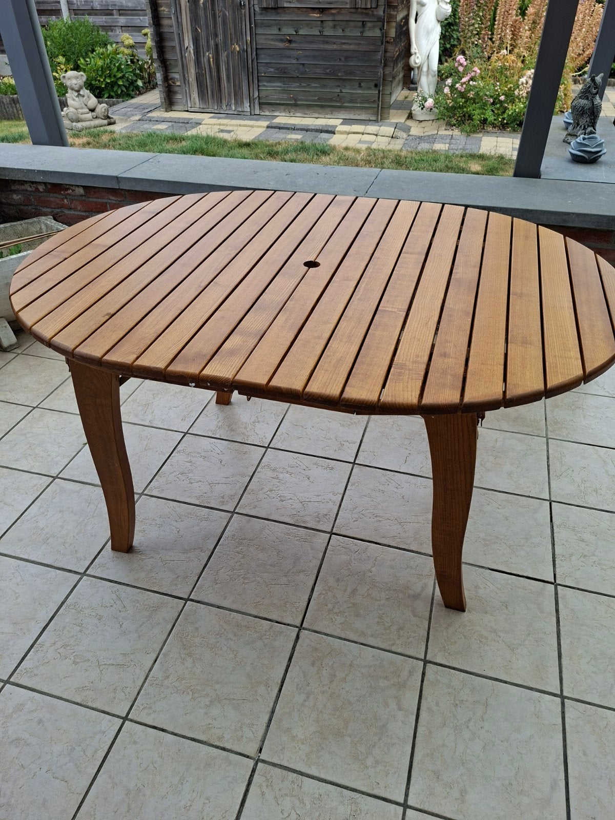 Uitschuifbare tafel  met verlengstuk, Ophalen, Zo goed als nieuw, Ovaal, Hout