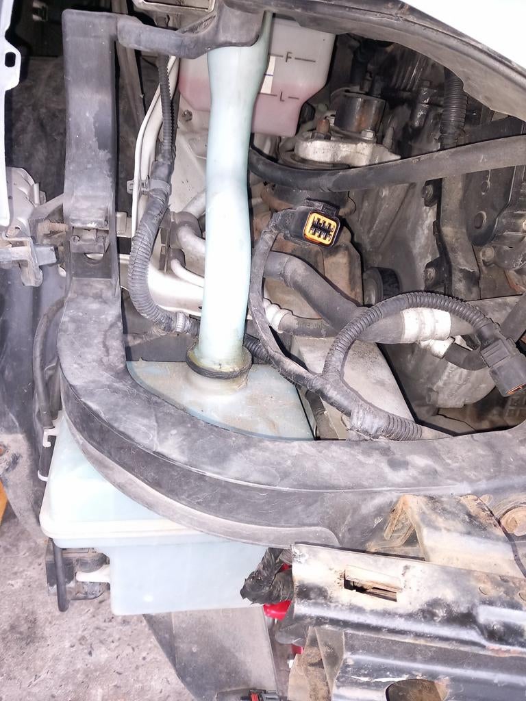 RESERVOIR LAVE GLACE HYUNDAI GETZ 2006-2009, Enlèvement, Révisé, Hyundai