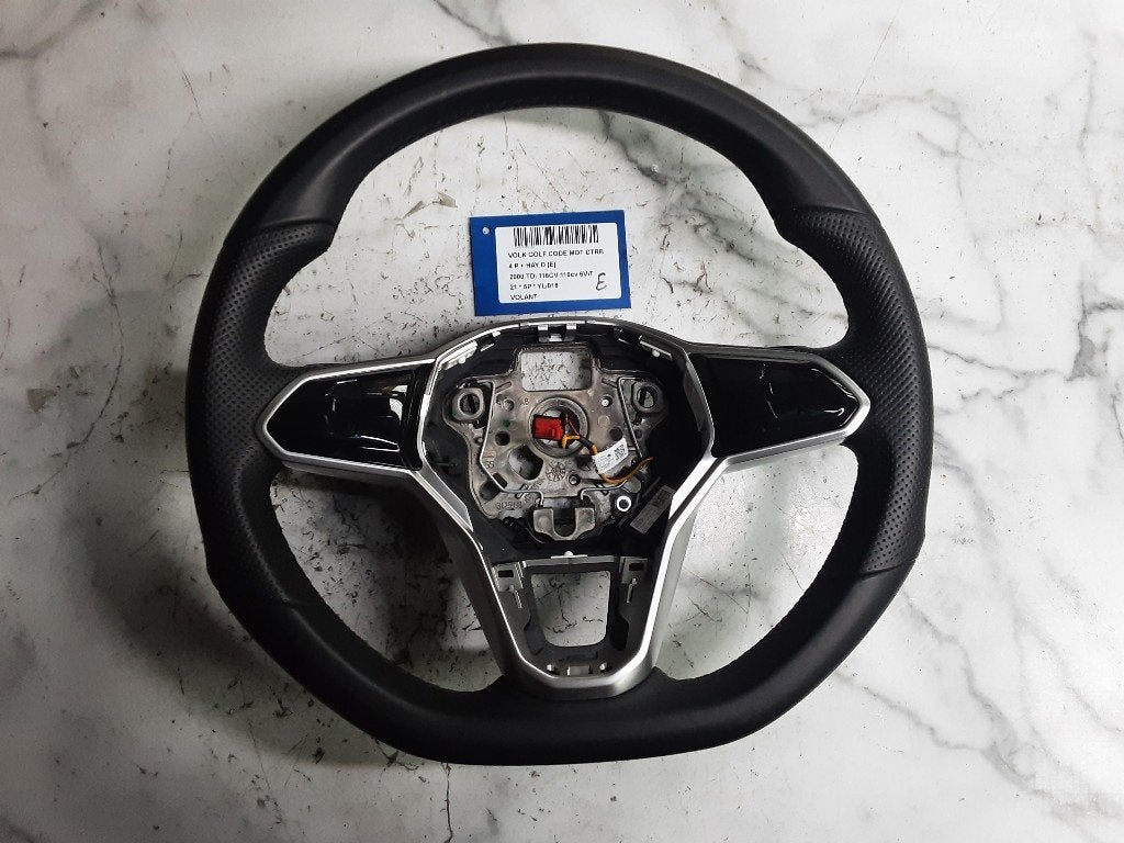 VOLANT DIRECTION Volkswagen Golf VIII (CD1) (5H0419089FD), Volkswagen, Mevr. I. Hauben, Utilisé, Rue de l'Espoir 34 34
4030  GRIVEGNÉE, BE