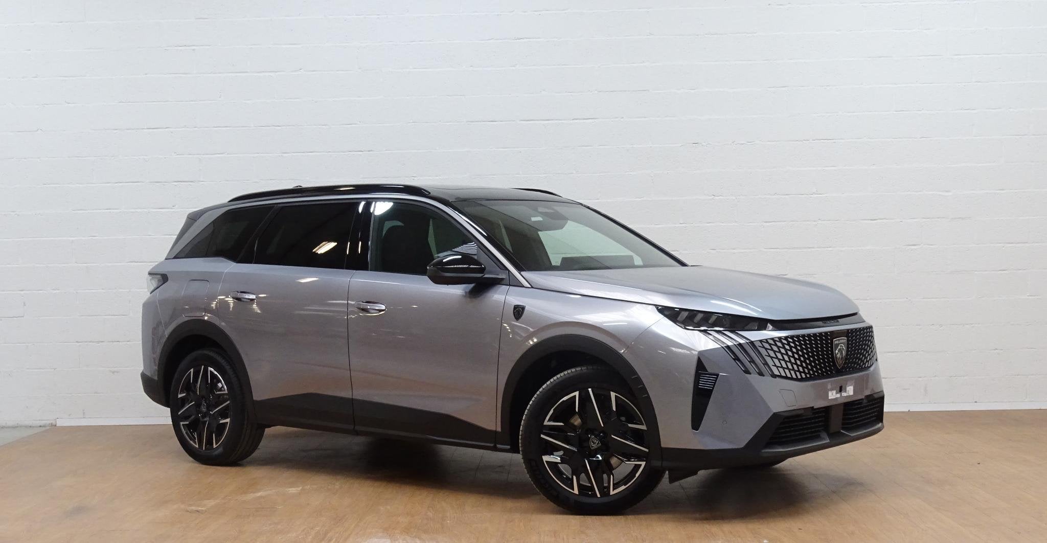 Peugeot 5008 1.2 HYBRID 145 e-DSC6 GT 7 Seats+pano dak, Auto's, Peugeot, Stof, 1700 kg, 7 zetels, Hybride Elektrisch/Benzine