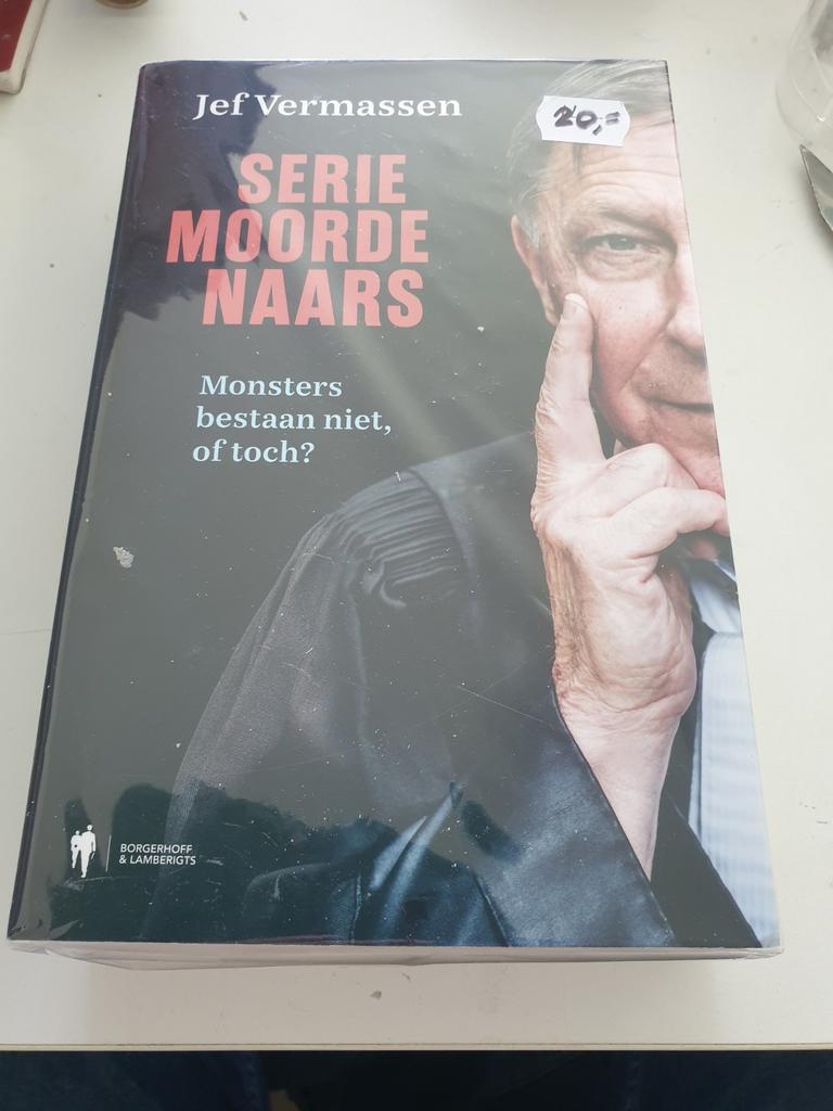 Jef Vermassen - Seriemoordenaars, Ophalen of Verzenden, Zo goed als nieuw, Jef Vermassen