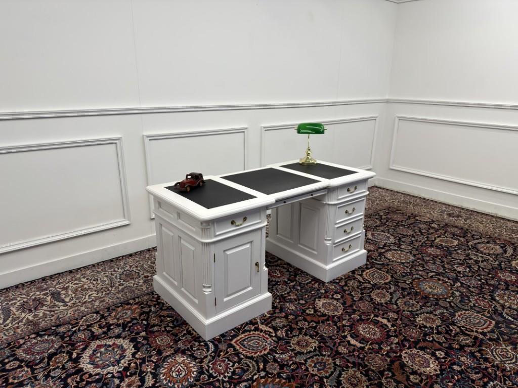 Klassiek Engels Wit Chesterfield Bureau, Antiek en Kunst, Ophalen