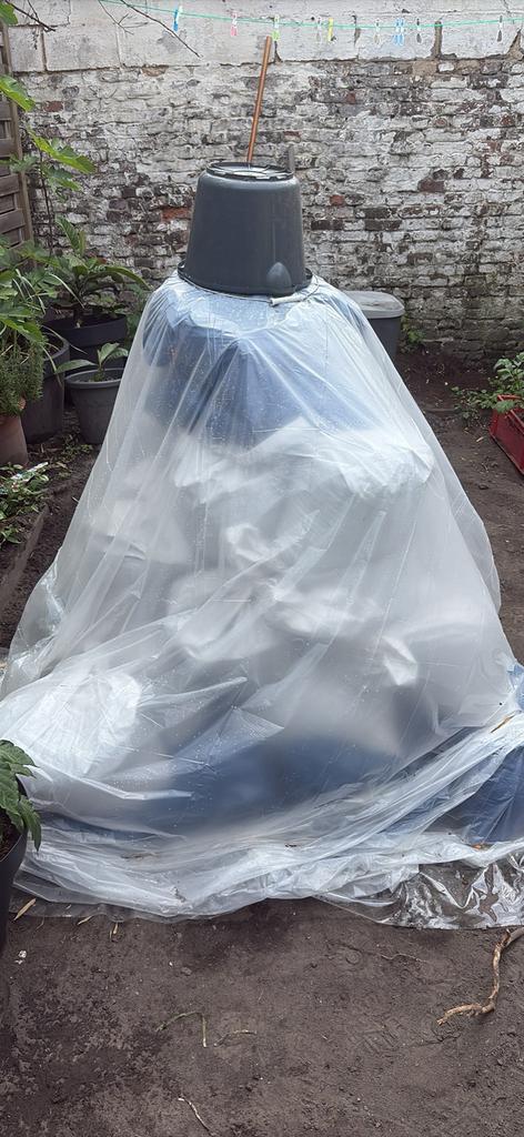 GRATIS Aanvulgrond tuingrond aarde, af te halen in GENT, Enlèvement, Terre pour jardin