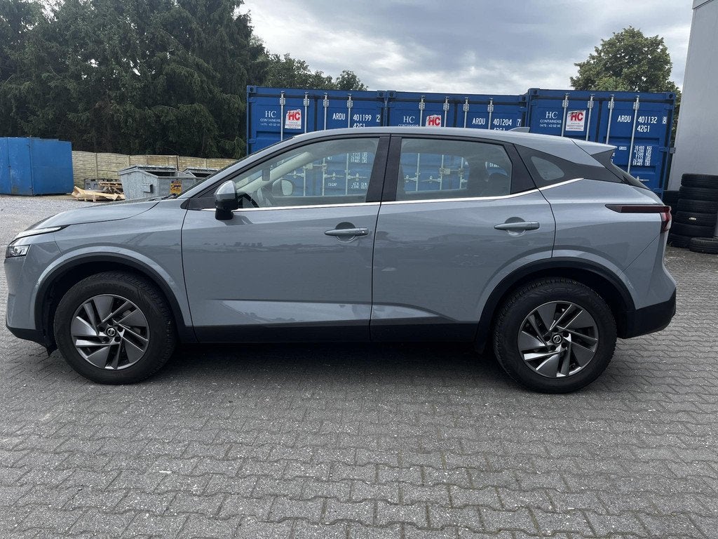 NISSAN Qashqai MHEV 103kW Business Edition, Voorwielaandrijving, Stof, Gebruikt, Zwart
