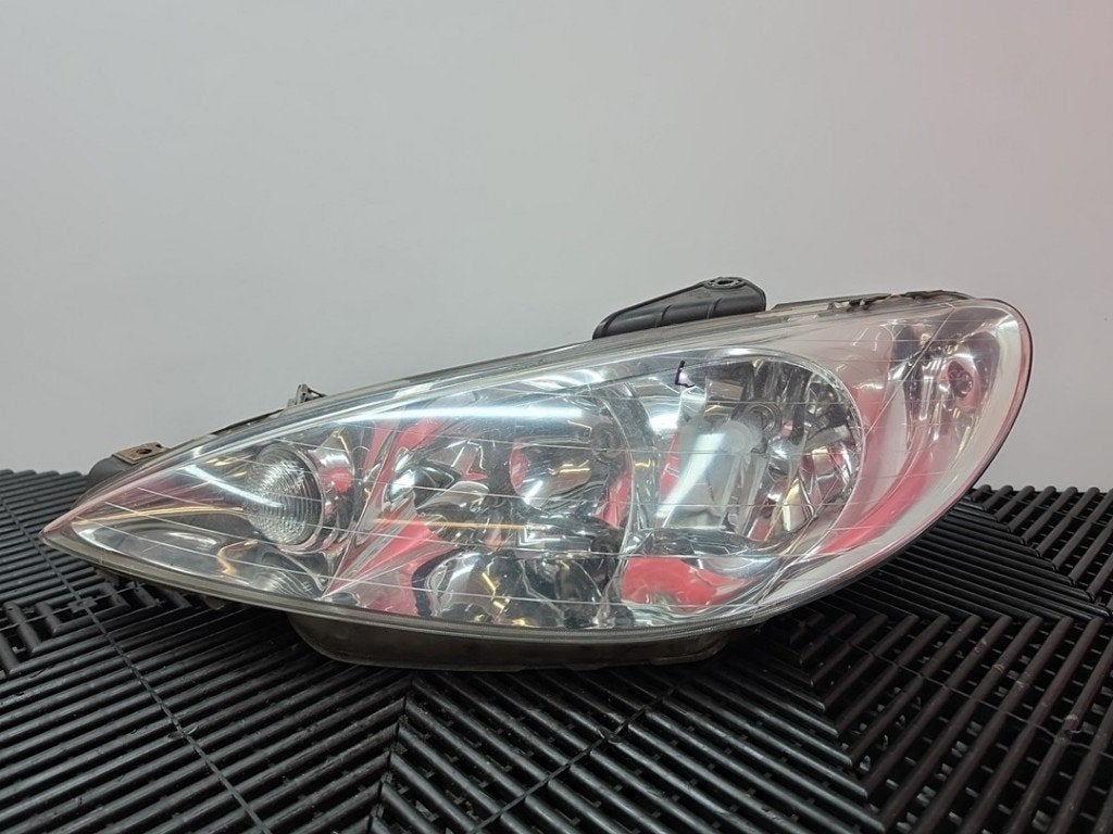 PHARE / OPTIQUE AVANT GAUCHE Peugeot 206 CC (2D), Kontakt-peugeot@peugeot.com, Utilisé, Peugeot Deutschland GmbH, Bahnhofsplatz
65423  Rüsselsheim, DE