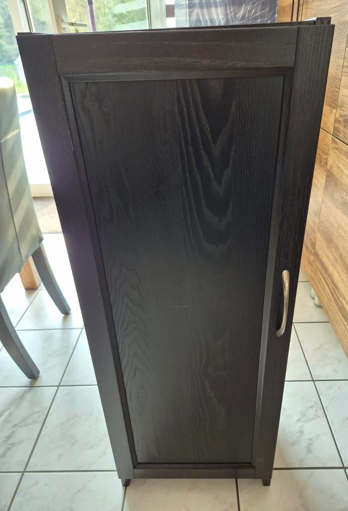Petite armoire Billy avec porte., Maison & Meubles, Enlèvement