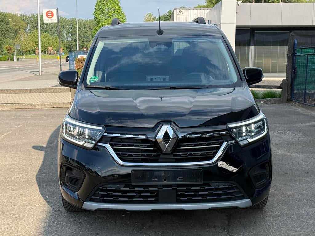 Renault Kangoo 1.3i 2023. 27,462 km 12 maanden garantie, Euro 6, Zwart, Dealer onderhouden, USB