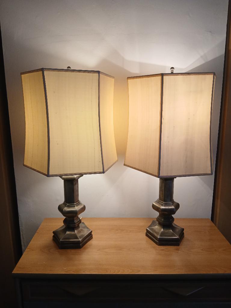 ensemble de 2 lampes de table en étain, Enlèvement