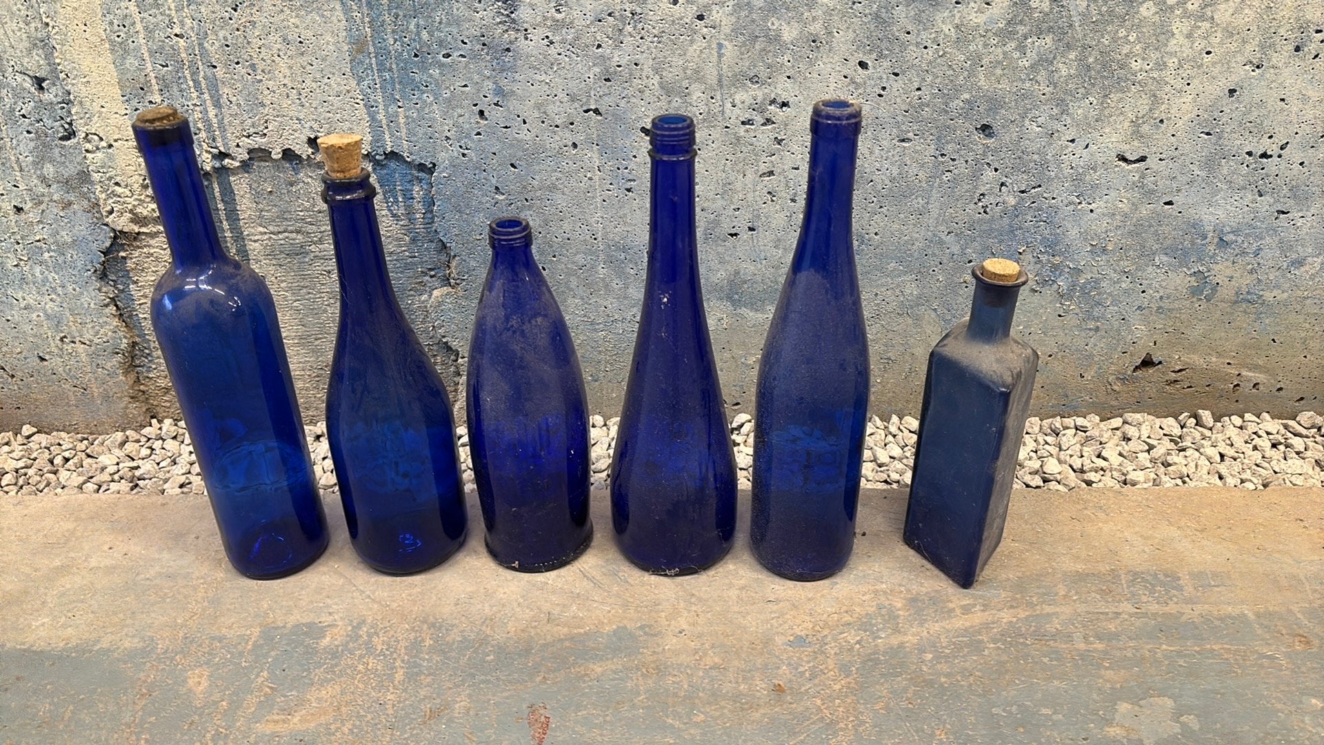 Lot de bouteilles bleues, Huis en Inrichting, Ophalen, Gebruikt, 5 tot 15 flessen, Glas