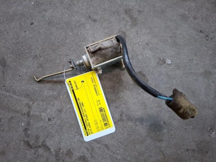 Motor Centrale Deurvergrendeling van een Alfa Romeo Spider, Gebruikt, -, -, Ophalen of Verzenden