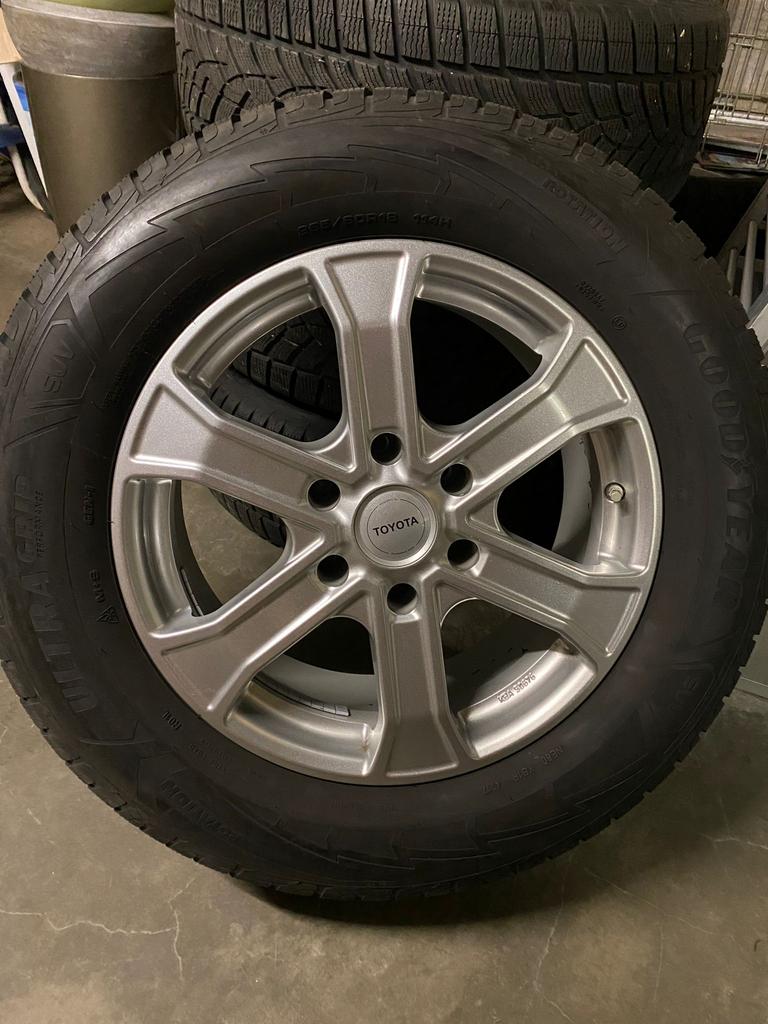 Landcruiser set velgen met band, Ophalen