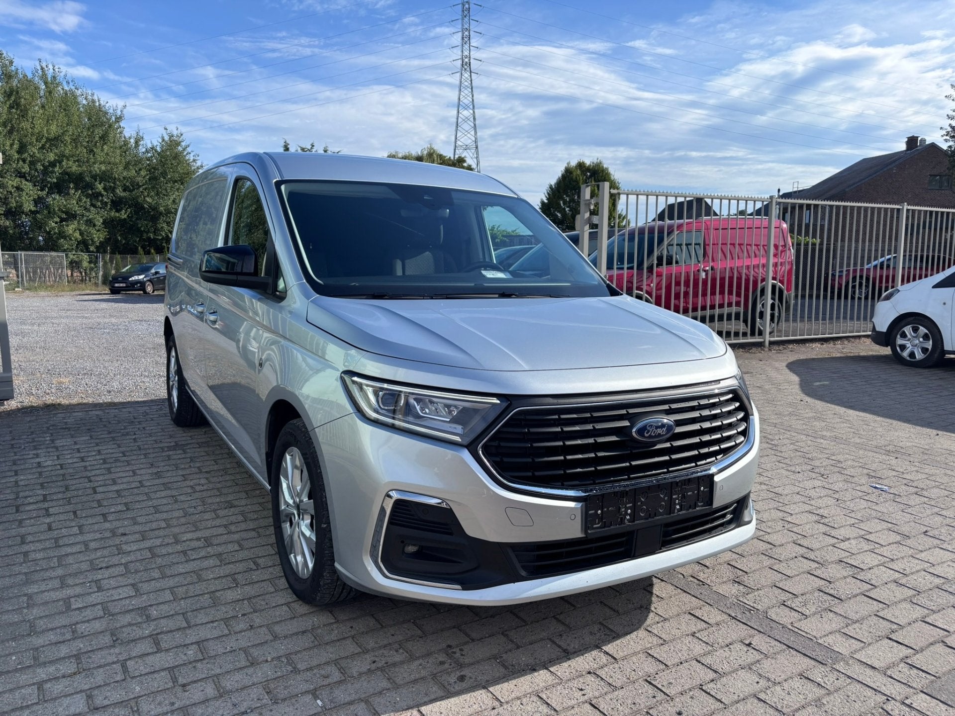 Ford Transit Connect Limited / L2 / AUTOMAAT, Autos, Camionnettes & Utilitaires, Capteur de stationnement, 2 places, 1968 cm³