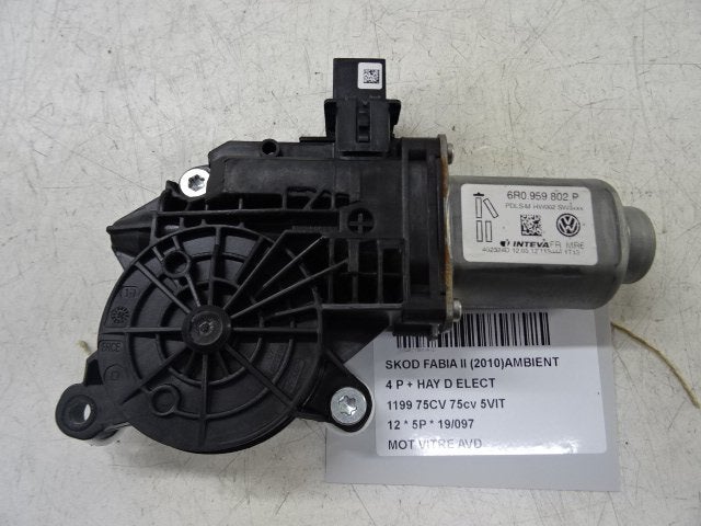 MOTEUR LEVE VITRE ELECTRIQUE AVANT DROIT Fabia II (5J), Utilisé, Avant, Skoda