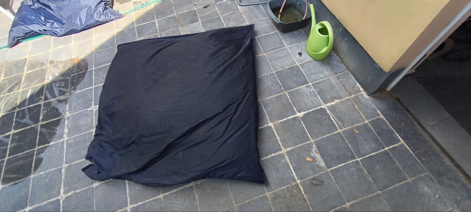 2 grote zitzakken, Huis en Inrichting, Zitzakken, Ophalen, Zo goed als nieuw, Blauw, Zitzak