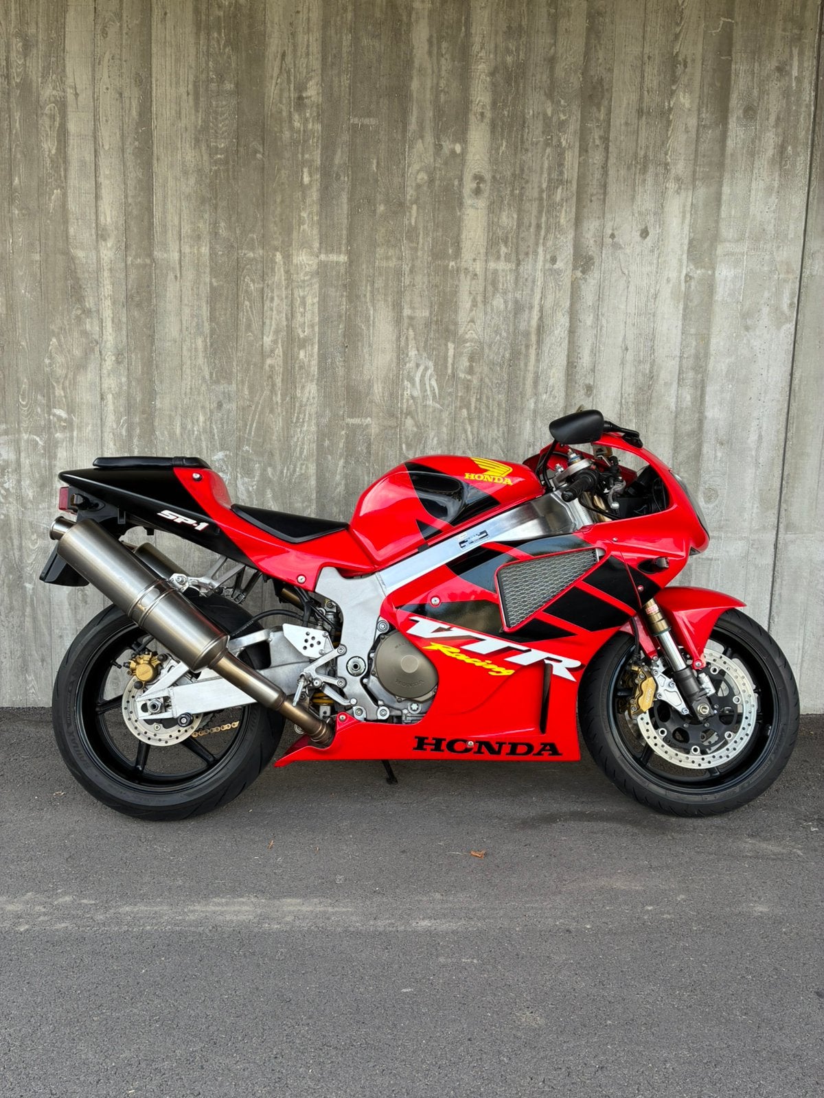 Honda VTR 1000 SP1 - 23 000kms, Permis Moto A, Occasion, Plus de 35 kW, 2 cylindres