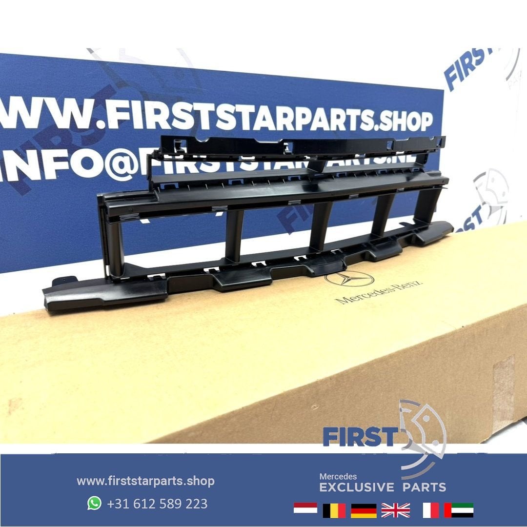 W176 A KLASSE FACELIFT AMG BUMPER ROOSTER VOORBUMPER MIDDEN, Utilisé, -, -, Enlèvement ou Envoi