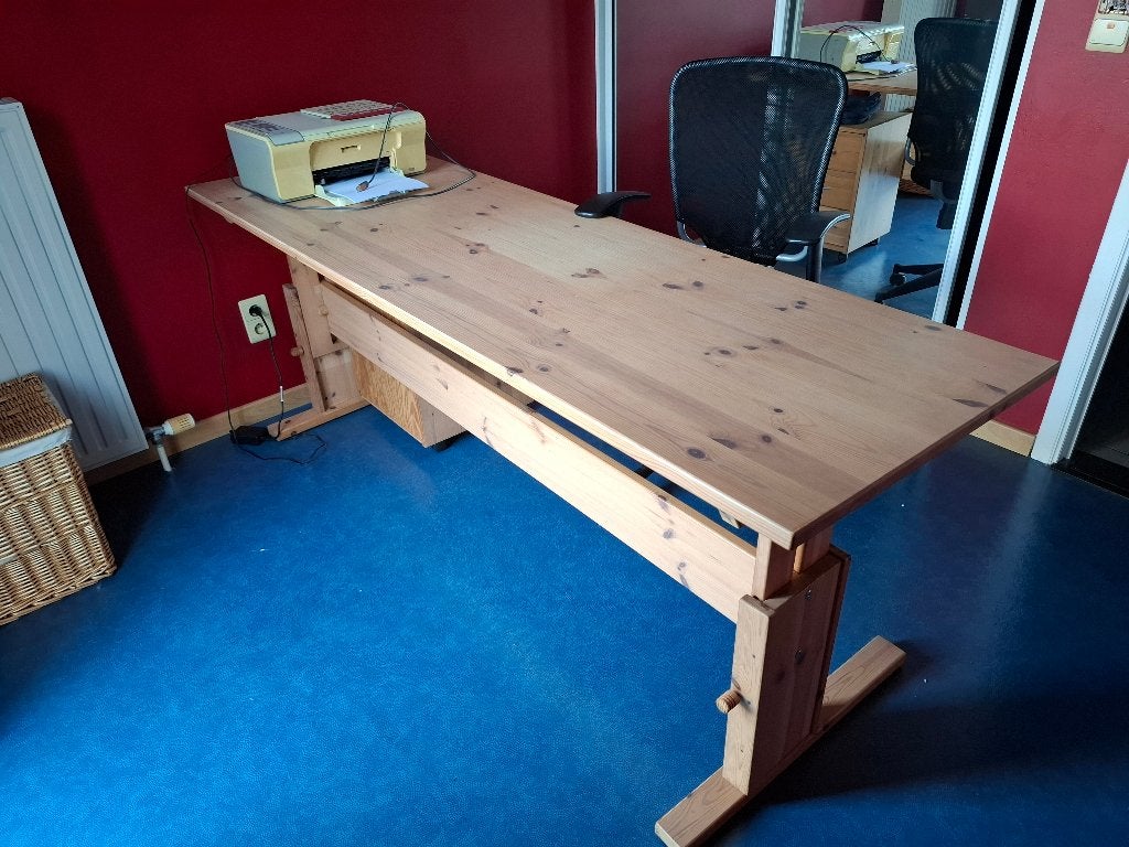 Bureau en bureaustoel, Ophalen, Gebruikt