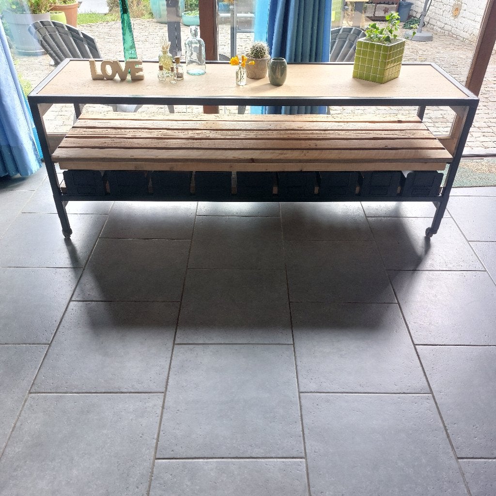 Table d'atelier /desserte, Bricolage & Construction, Établis, Enlèvement, Comme neuf, Moins de 70 cm