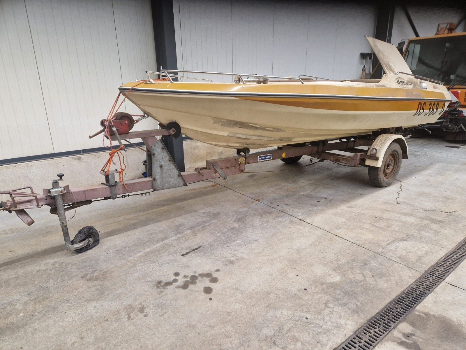 boot dateline met riba trailer, Watersport en Boten, Ophalen