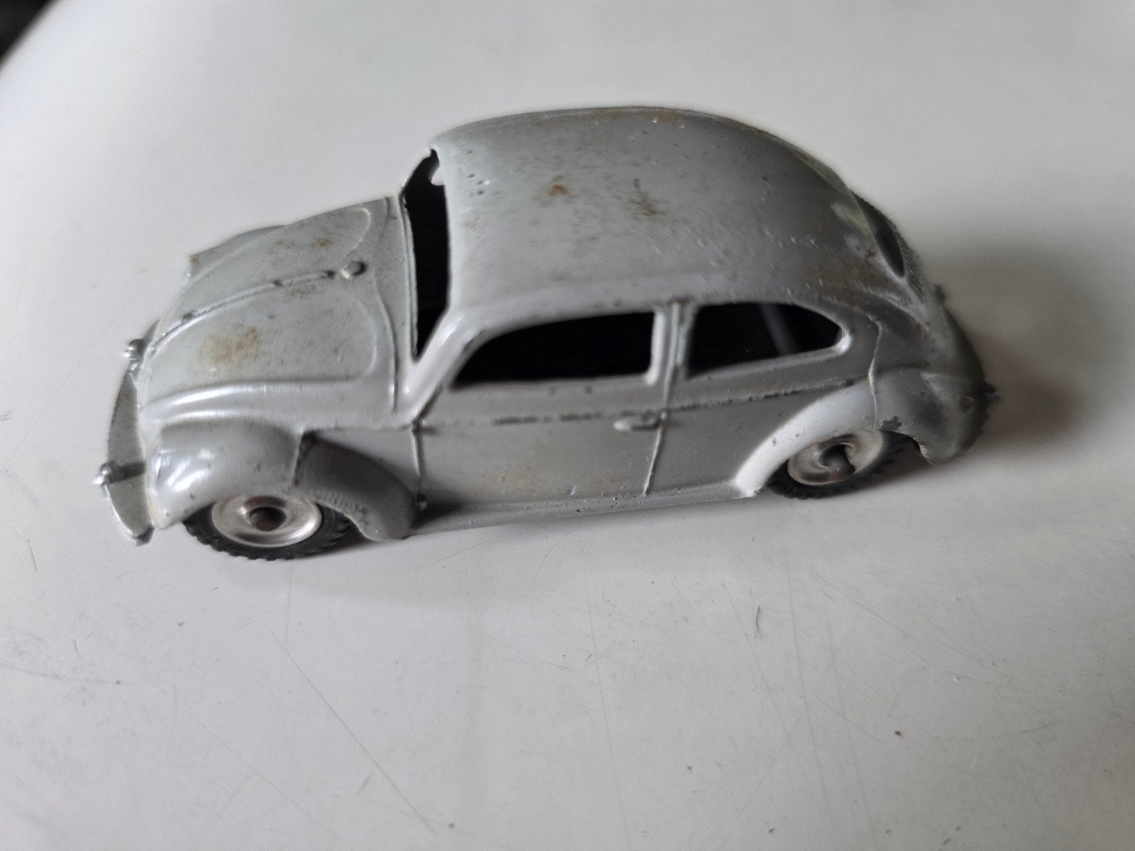 Volkswagen Coccinelle (Beetle) Dinky Toys 181. Vendue en l é, Enlèvement ou Envoi, Dinky Toys