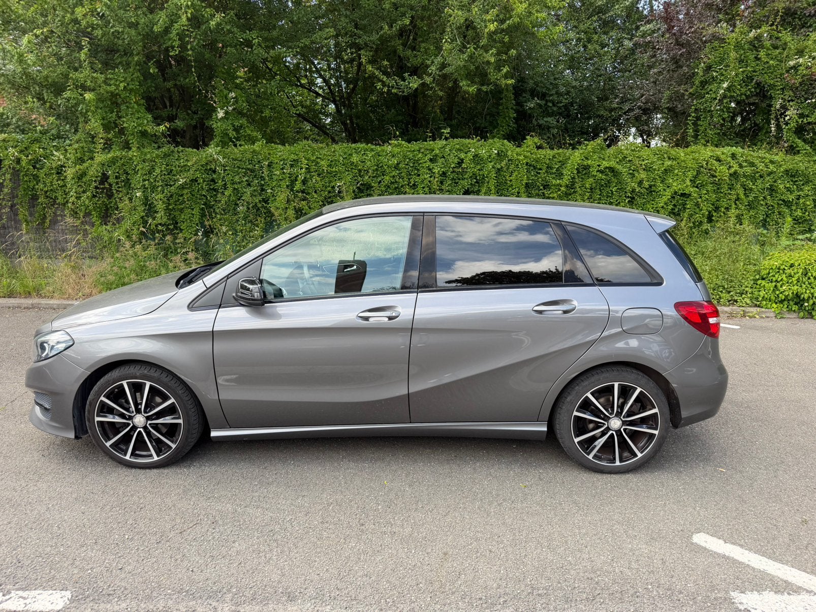 Mercedes Benzine 2017 Gekeurd 78.000Km Full Option Koopje!, Auto's, Mercedes-Benz, Voorwielaandrijving, 4 deurs, Monovolume, 1600 cc