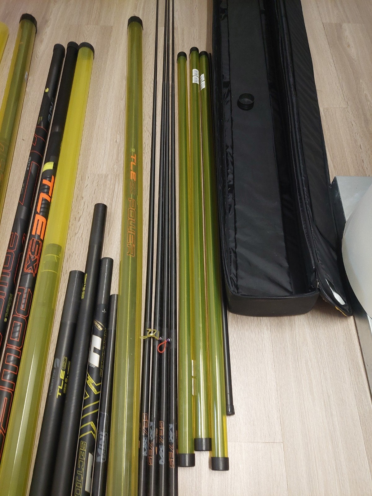 Tubertini TLE Power R1 13m pakket ( 2 hengels), Watersport en Boten, Ophalen