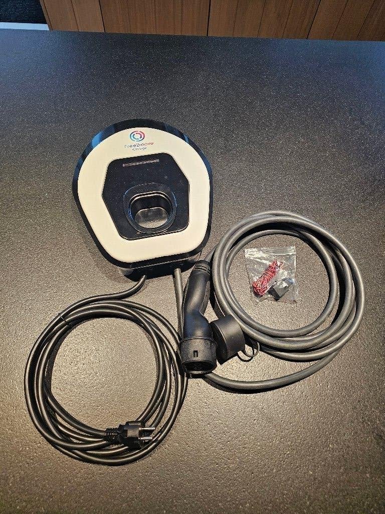 Free2move easyWallbox / laadstation voor EV, Autos : Divers, Enlèvement ou Envoi, Comme neuf, Borne de recharge et Câble de charge