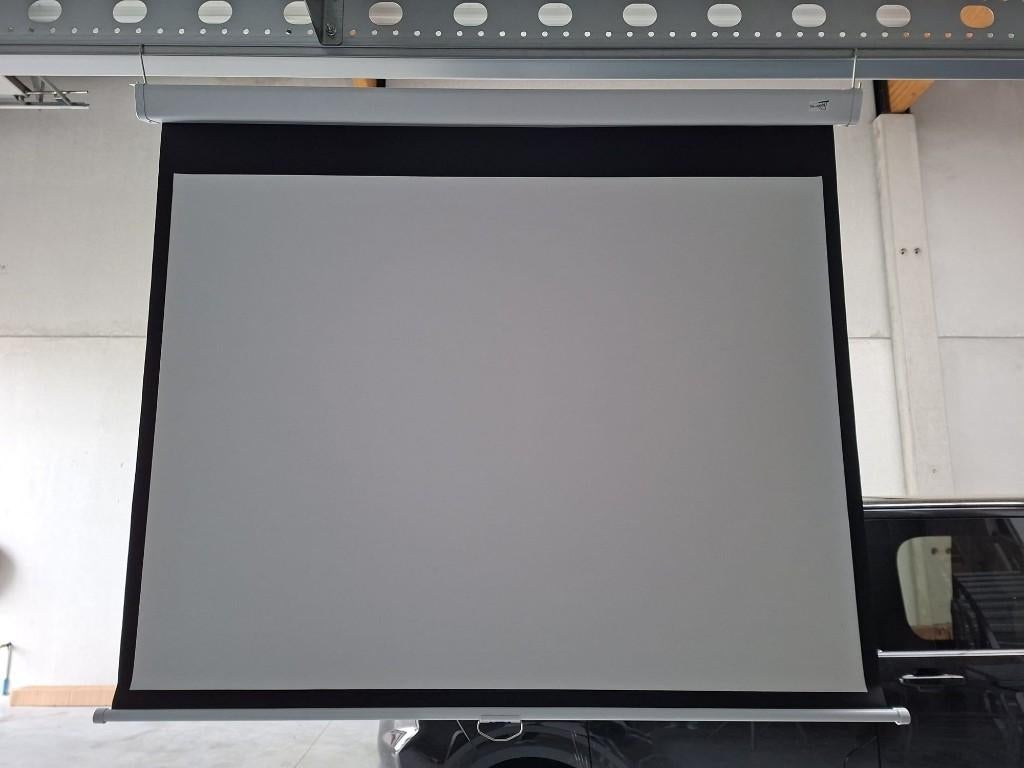 Nieuw manueel projectiescherm 72" (4:3), TV, Hi-fi & Vidéo, Écrans de projection, Enlèvement, Manuel, Neuf