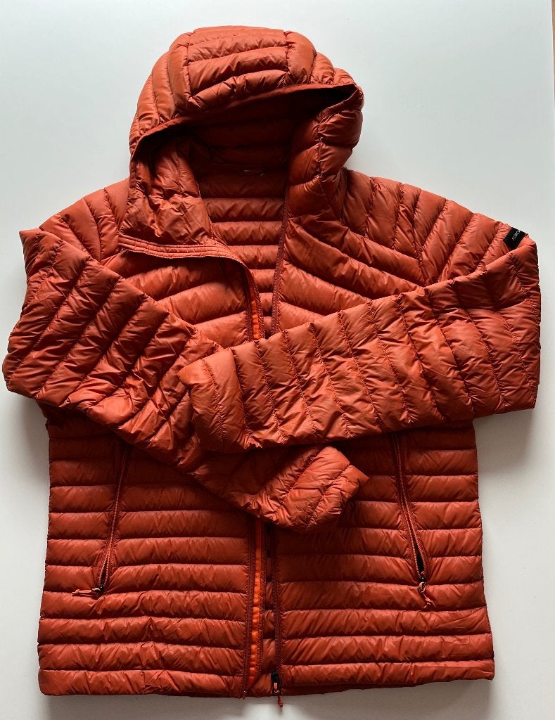 Forclaz donsjack - Terracotta/Rust - Licht en compact, Kleding | Heren, Jassen | Winter, Maat 56/58 (XL), Oranje, Ophalen of Verzenden