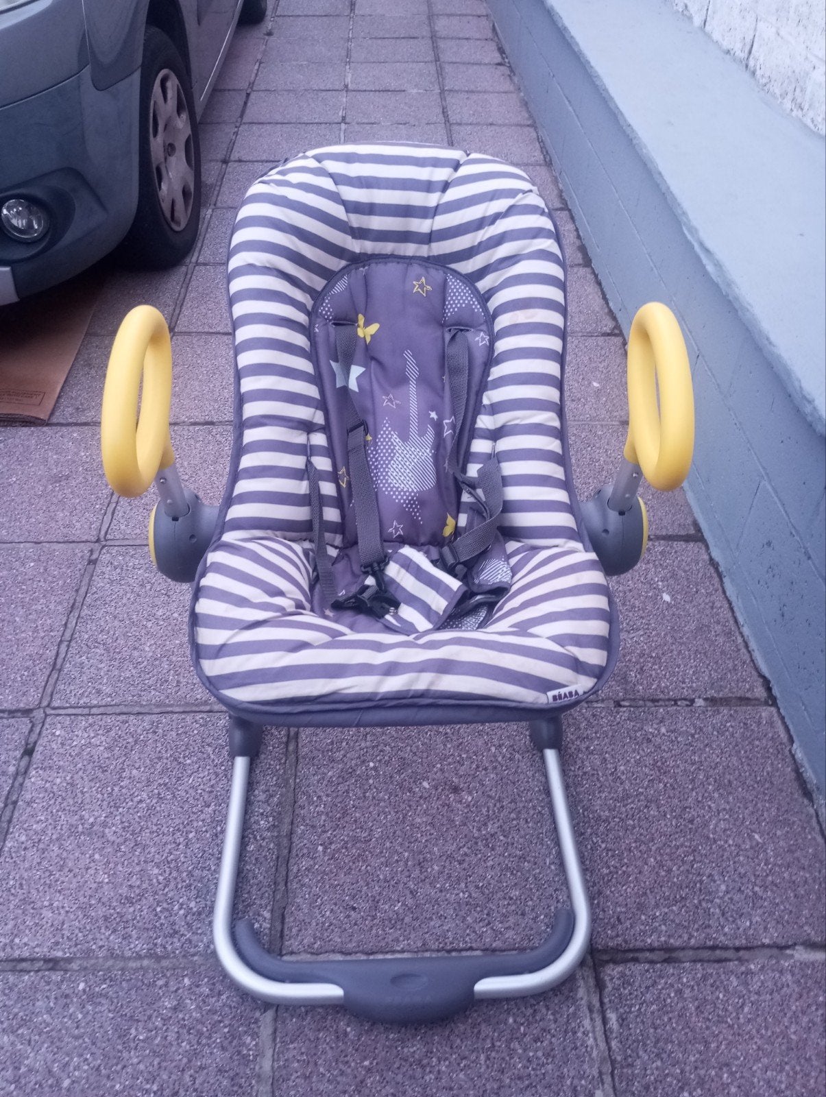 relax sur pied avec poignée, Enfants & Bébés, Relax bébé, Enlèvement