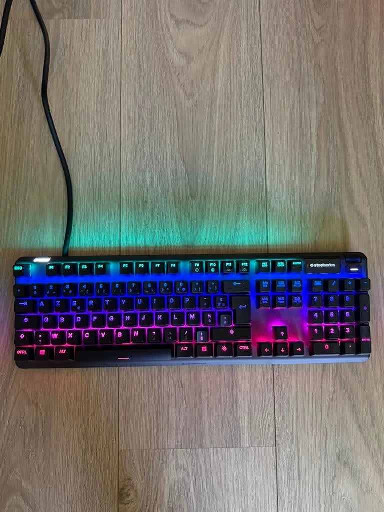 Apex Pro gaming toetsenbord en Aerox 5 gamingmuis, Computers en Software, Toetsenborden, Ophalen of Verzenden, Zo goed als nieuw