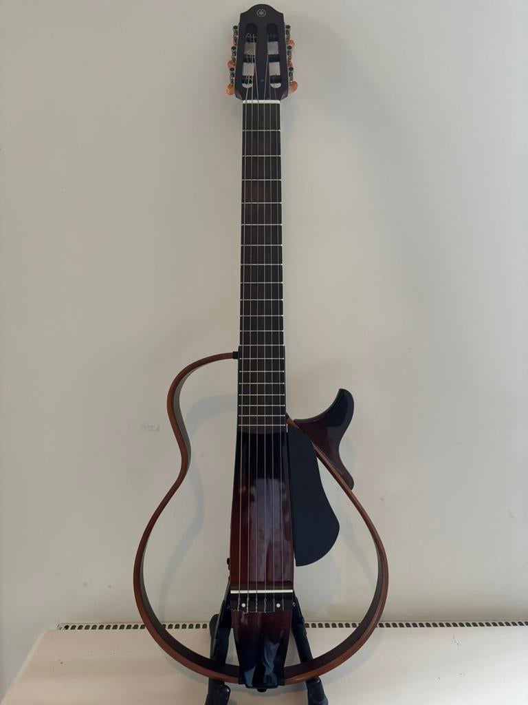 Yamaha Silent Guitar slg200n, Muziek en Instrumenten, Snaarinstrumenten | Gitaren | Akoestisch, Ophalen, Zo goed als nieuw
