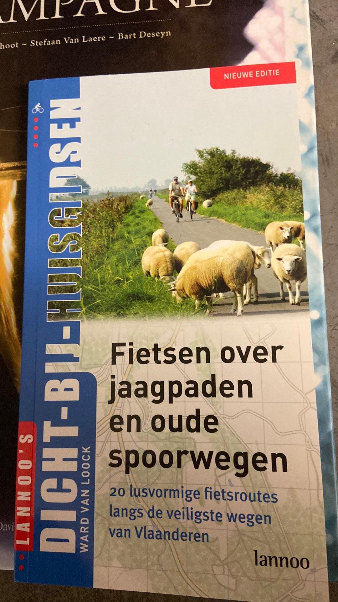 Fietsen over jaagpaden en oude spoorwegen, Boeken, Reisgidsen, Ophalen of Verzenden, Zo goed als nieuw