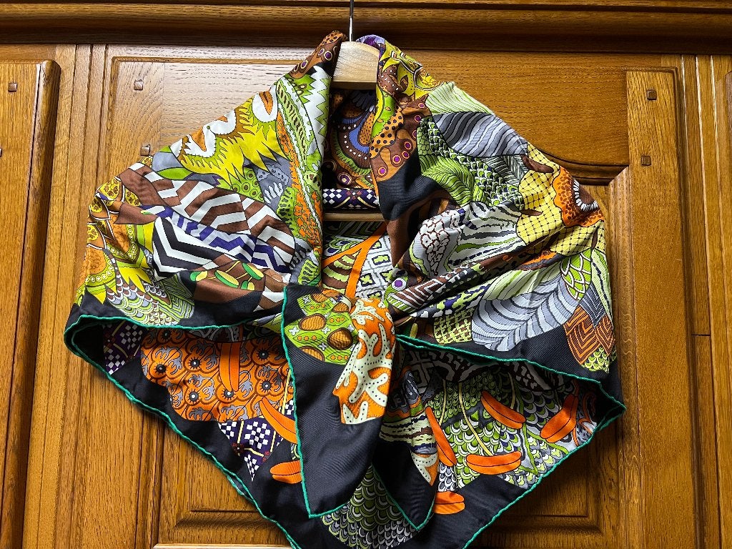 Sjaal, Hermes, Kleding | Dames, Ophalen of Verzenden, Zo goed als nieuw