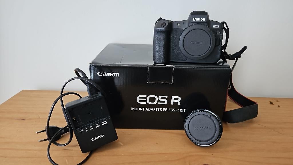 Canon EOS- R + EF-EOS-R adapter, Ophalen, Zo goed als nieuw, Accessoires