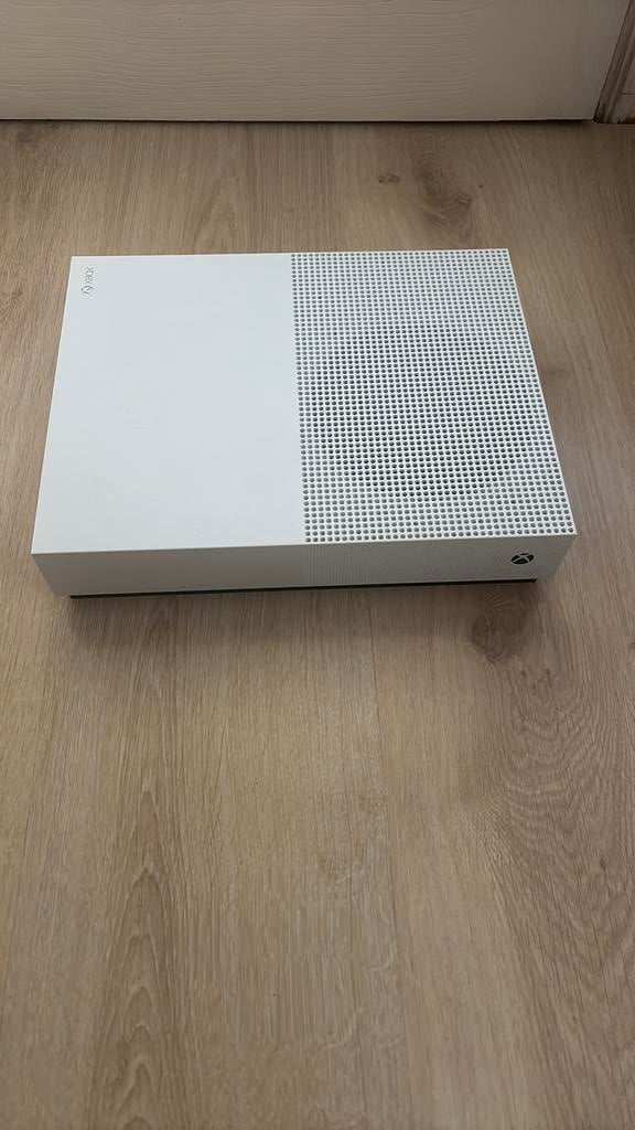 Xbox one s digital, Games en Spelcomputers, Ophalen, Zo goed als nieuw, Xbox One