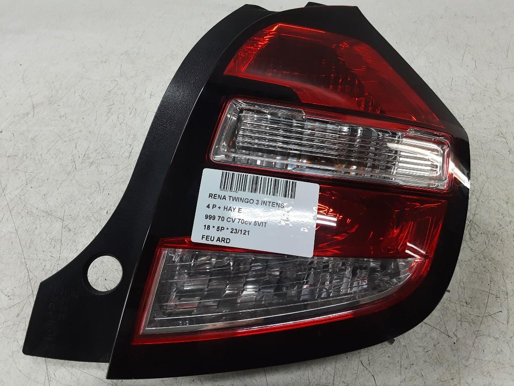 ACHTERLICHT RECHTS Renault Twingo III (AH) (265501361R), Gebruikt, Renault, Mevr. I. Hauben, Rue de l'Espoir 34 34
4030  GRIVEGNÉE, BE