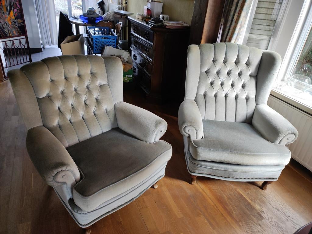 2 vintage eenpersoonszetels op pootjes, Ophalen