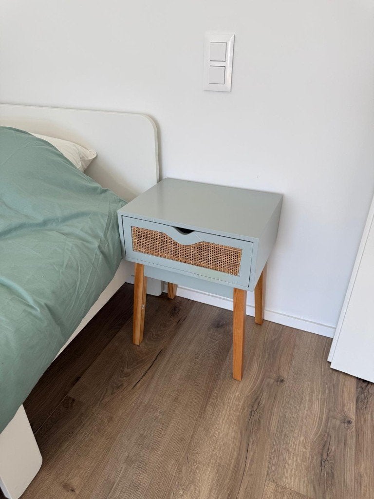 Table de chevet + bibliothèque enfant – vert sauge & cannage, Enlèvement, Neuf, Bois