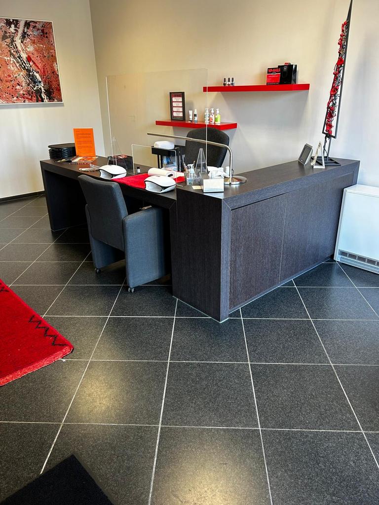 Op maat gemaakte Bureau, Ophalen, Zo goed als nieuw